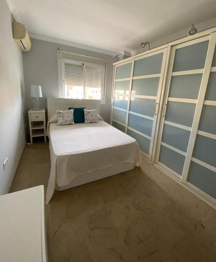 Apartamento Junto Al Puerto Deportivo De Estepona Zewnętrze zdjęcie